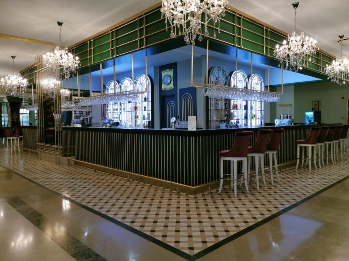Side Crown Palace Ultra All Inclusive Extérieur photo
